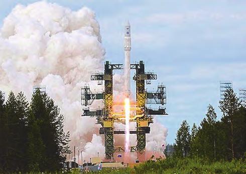 július 9-én moszkvai idő szerint 16 órakor startolt az első Angara rakéta a Moszkvától 800 km-nyire, északra fekvő Pleszeck katonai űrrepülőtérről.