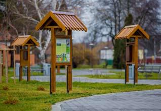 Mezítláb járhatjuk végig a közel 500 m hosszúságú Kneipp száraztaposó pályát. Valamint azt is megtudhatjuk, hogy miért élnek itt szívesen a mókusok. Az aktuális zöld programokat keresse a www.