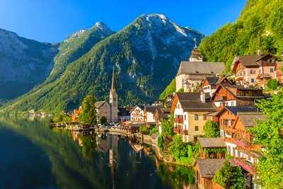 Természeti csodák sóbarlangok Hallstatt Ausztria ékszerdoboza A hallsatt i sóbánya és az erre épült település története hosszú századokra nyúlik vissza, melyet igazi kalandok közepette fedezhetünk