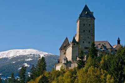 Nyitva tartás: április elejétől november közepéig szabadon látogatható Belépő: ingyenes Cím: 9323 Dürnstein in der Steiermark, Frisacher Bundesstrasse 58-84. Web: http://www.naturpark-grebenzen.