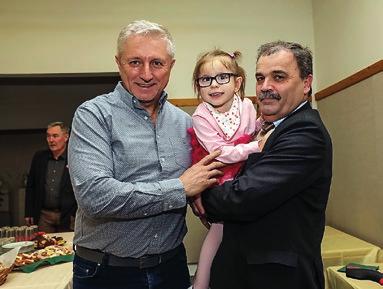 12 ǀ 2/2018 VEĽKOÚĽANSKÝ OBZOR Pomocné slová nášho srdca Pondelok, 19. marec bol zvláštnym dňom v živote našej školy.