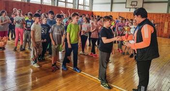 kifejtett sokéves aktív tevékenységükért. A kitüntetetteknek mi is szívből gratulálunk.