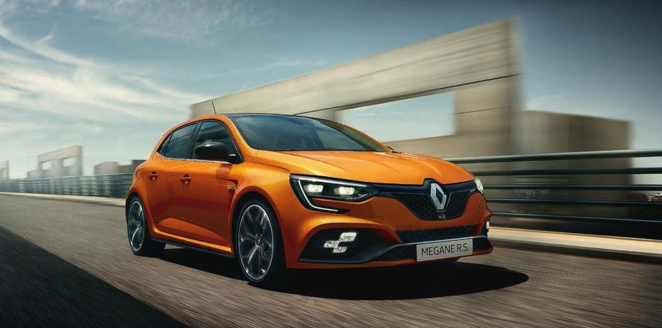 Új Renault MEGANE Ízig-vérig versenyző LISTAÁR Motor TCe 280 9 299 000 TCe 280 EDC 9 799 000 Renault CrEdit