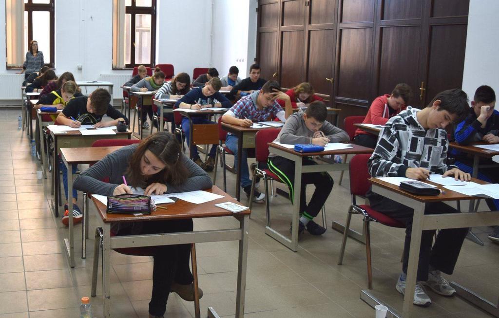 osztályosok képességfelmérő vizsgája és a 11., illetve 12. osztályos diákok próbaérettségije derül ki a tanügyminisztérium rendeletéből.