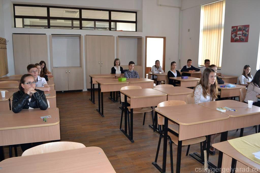 Március 15-én matematikából vizsgáznak a nyolcadik osztályos diákok, a középiskolások pedig a szakosodásnak megfelelő kötelező tantárgyból.