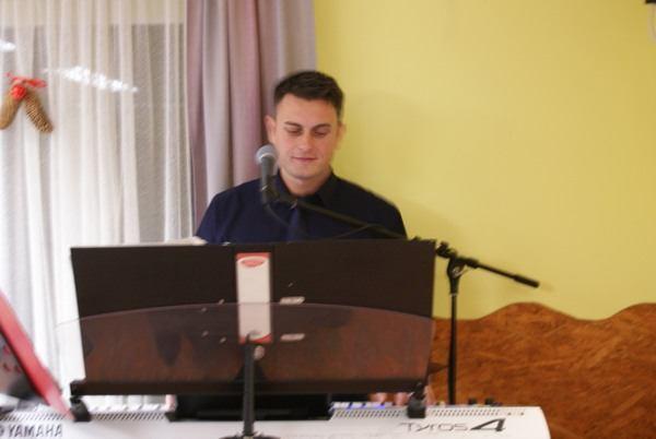 helyezettje Köteles Csaba lett, vörös édes Maresch Emma, vörös száraz Szabó Boldizsár, fehér édes Ritter István, fehér száraz Bakó János vitték el az első helyezésért járó emléklapot és érmét.