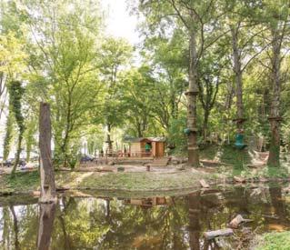 BALATON // BALATONI KALANDPARK 46 Egy (jó) nyári kaland a Hogy mi mást lehet csinálni a Balatonnál, mint strandolni?