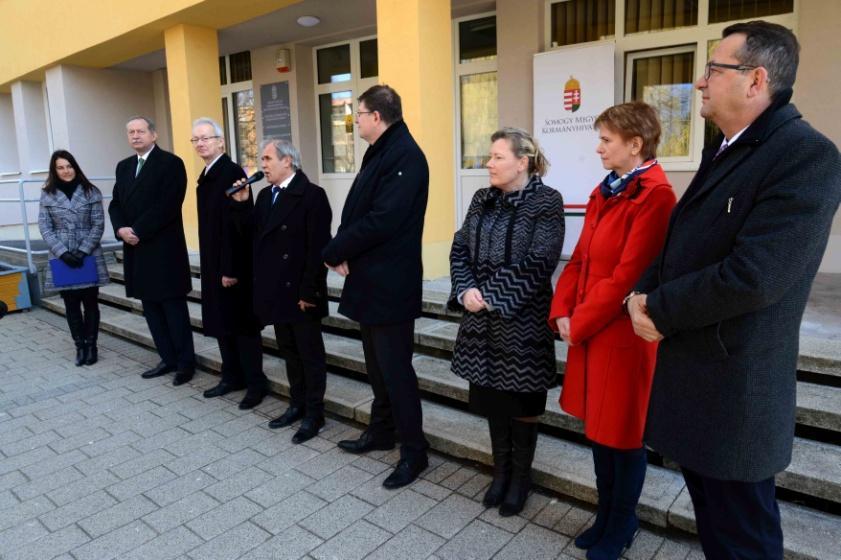 Projekt Köszöntő beszédet mondott Szászfalvi László országgyűlési képviselő, Biró Norbert a Somogy