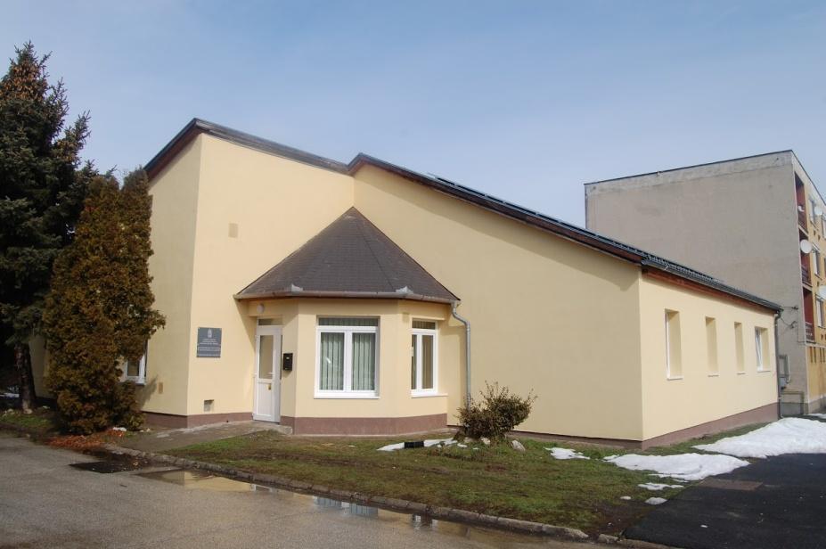 Projekt Korszerűsített épületek átadása Marcaliban A Somogy Megyei Kormányhivatal 48 épülete közül a projekt keretében