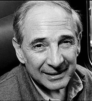 MI FEJLŐDÉSE John Searle: Az MI-hez megfelelő gép is kell, nem elég csak a
