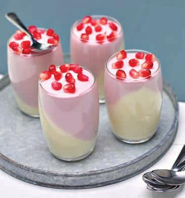 / Krémes desszertek Panna Cotta 500 ml forró tej (forralt) 500 ml forró tejszín (forralt) 200g Dawn Hab /