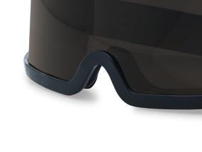 UV- és az IR-sugárzás elleni védelmet kombinálja Minimális károsodás a hegesztési szikráktól Nagy mechanikai szilárdság (B: 20 m/s) Széles panorámájú látótér A kemény és puha komponensek kombinációja