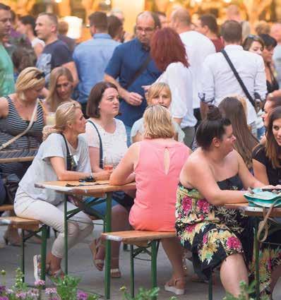 Brckpálink- és Borfesztivál Kecskemét főterén.