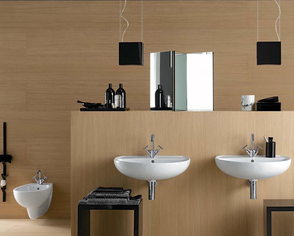 REKORD Rekord modern formák vonzó áron A Rekord termékcsalád frissességet, eredetiséget és korszerűséget hoz fürdőszobájába. Az egyszerű, univerzális stílus biztosítja a sokoldalú felhasználását.