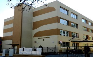 köztisztviselők egységes illetményalap-emeléséről.