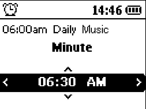 12 órás használatnál (délelőtt/délután, AM/PM beállítása) > > > Az ébresztés óra, perc, AM/PM (DE/DU) külön-külön kerül beállításra.