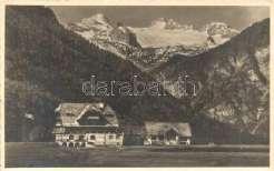 streetrailway station 2000
