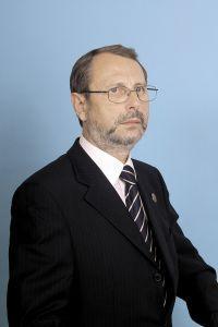 Szarvasi Angus Kft. (Cjsz.: 04 09 012553, székhely: 5540 Szarvas, Malom utca 3/1., alakulás dátuma:2013., főtevékenység: egyéb szarvasmarha tenyésztése); Verzit Plusz Kft. (Cjsz.: 04 09 001673, székhely: 5540 Szarvas, Béke köz 2.