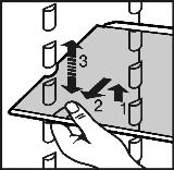 Kezelés Mikor a berendezést a csuklópántokkal egy fal Fig. 6 (4) mellett állítja fel, akkor a berendezés és a fal közti távolság legalább 40 mm legyen.