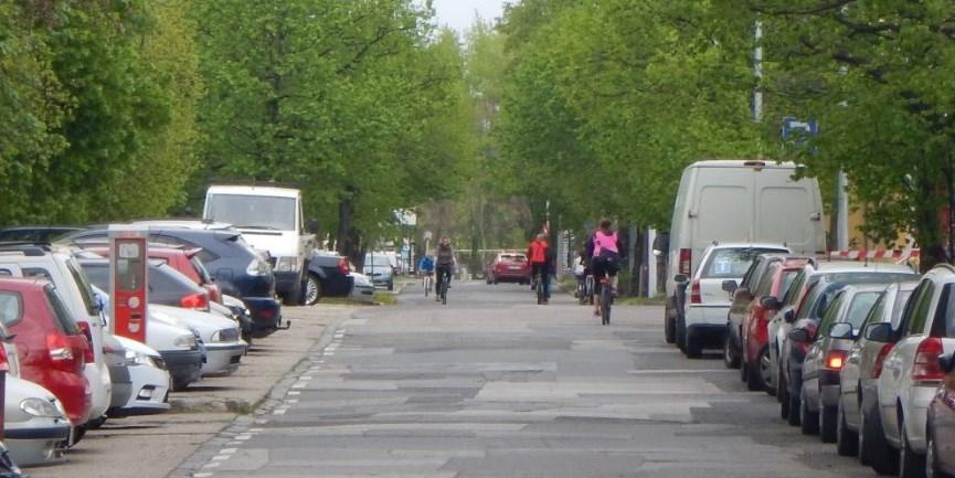 Főtéri rendezvények esetén a Tavasz utca Polgár utca Miklós utca felé kell ideiglenes alternatív útvonat kijelölni.