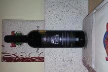 VÖRÖS BOROK 5. Tétel Merlot 2014 p Lics Balázs Pákozd 18,9 A R A N Y Annak ellenére, hogy 4 éves és nem túl testes kellemes üde bor.