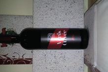 Tétel Grabócz /Cabernet Sauvignon-Merlot-Cabernet Franc/ 2011 Dúzsi Tamás Szekszárd 19,7 N A G Y A R A N Y Igazi nagybor, szép bársonyos ízzel és sajátos illatjegyekkel.
