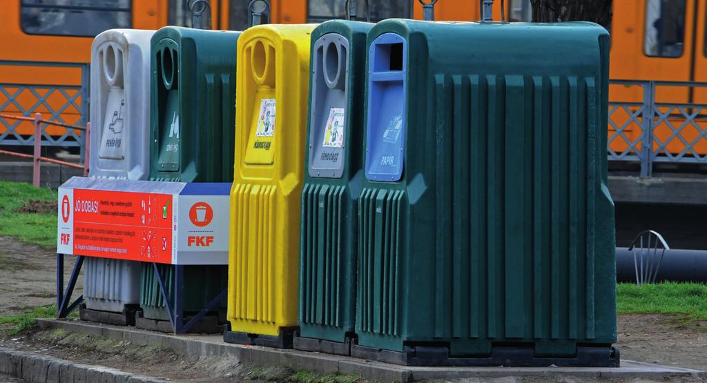 Az egyes konténerek ürítését más-más gyűjtőjárat végzi, és az így összegyűjtött anyagok hasznosításra kerülnek.