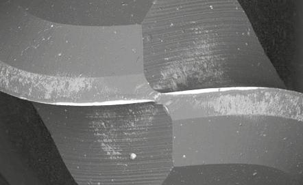 0 MicroX Versenytárs 1 Versenytárs 2 Versenytárs 3 Precíziós marású gömbsüveg (Ø = 5 mm) [ 7 ] A FRAISA a 3 legjobb marószerszám gyártó