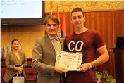 Május 14-én tartották Újvidéken a Festival pameti elnevezésű verseny döntőjét, amelyen az 1000 tanuló között szerepelt iskolánk 3 tanulója is Subotić Marko, Teslić Biljana és Beszedics Adrienn.