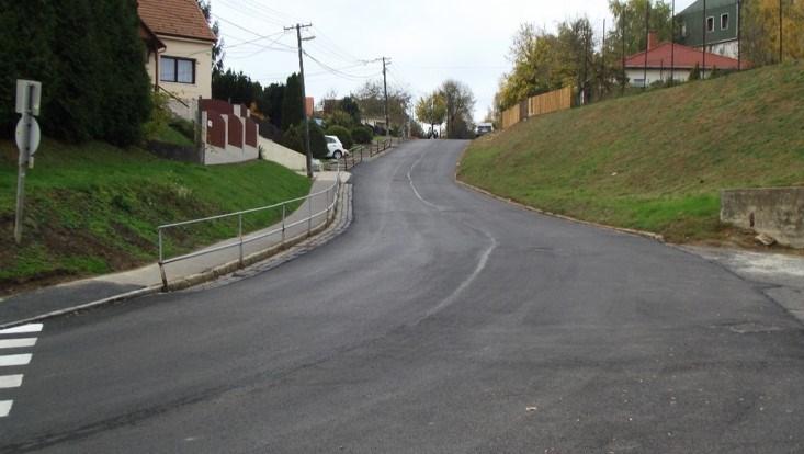 Szilárd burkolattal nem rendelkező