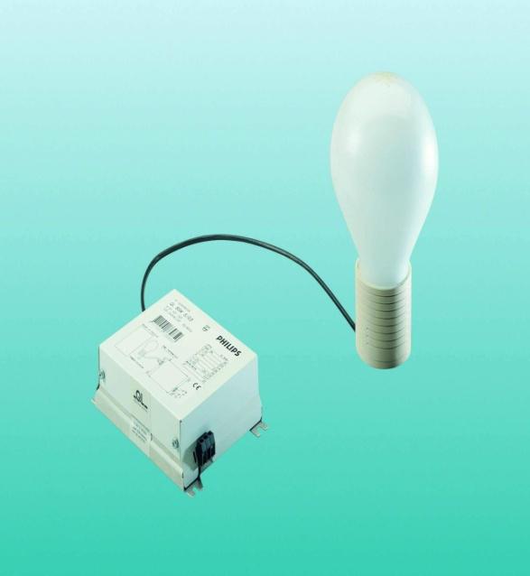 Indukciós lámpák szintén kisnyomású higanykisülés nincsenek elektródok nyitott ferrit magú tekercs mágneses tere gerjeszt a a mágneses tér a gáztéren záródik a gerjesztő jel