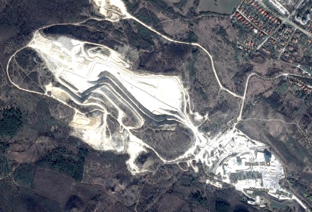 2.2. Bányatelek földrajzi elhelyezkedése: A bányatelek Komárom-Esztergom megyében, Dorog város közigazgatási területén, Dorog város belterületétől nyugati irányban a 10-es fő közlekedési út déli
