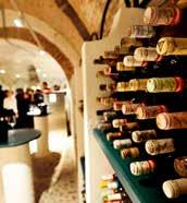 Fotó: Burgenland Tourismus/Peter Burgstaller, Genuss Burgenland Weingut Kollwentz A großhölfeini többgenerációs borászatban jól megfér egymással a hagyomány és a legújabb trendek.