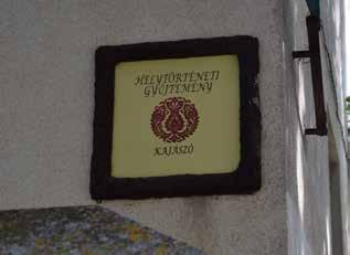 A községben lévő szolgáltatások hirdetése jellemzően a