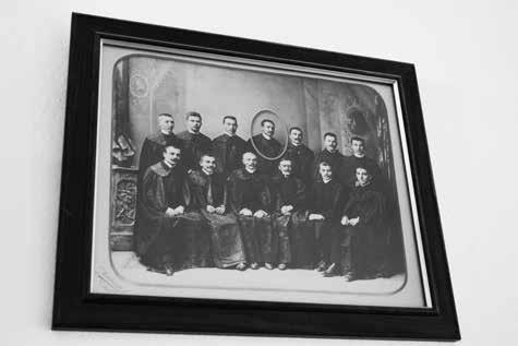 Győri Gyula, Hanák Anita, Mihalcsik Márta, Rédli Dávid Komárom Kollégium településen is tevékenykedett lelkészként.
