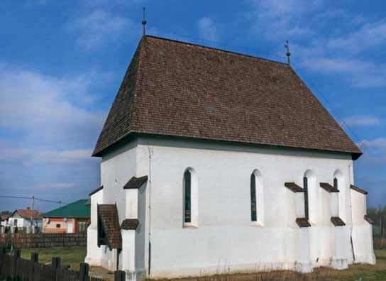 leírásokban. A templomot a XVI. században gótikus stílusban jelentősen átépítették.