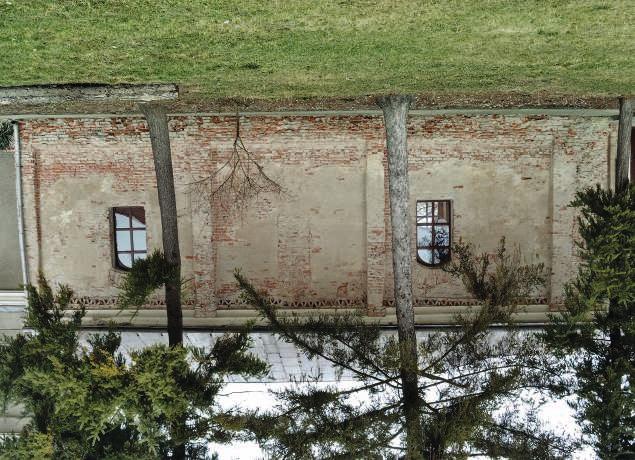 A templomhajó délrõl falkutatás után méltóságot (1241, 1248 54), hatalmas bihari területeket szerezve meg ugyanakkor a Sebes-Körös jobb partja mentén Jenõtõl Barátkáig, a Réz hegység lejtõin át