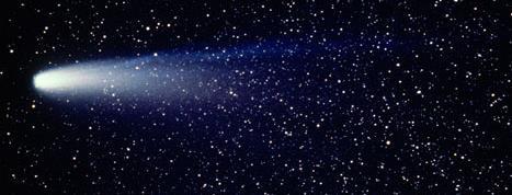 1680-81, 82: két nagy üstökösre pályaszámítás később: továbbiak Newton elvei alapján (ezek kerülnek bele a Principiába) 1705: Synopsis Astronomia Cometicae 24 észlelt üstökös pályája 1456, 1531,