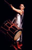 ZENE // NAPI BONTÁS 54 55 Ladó Café 20h Sapszon Orsolya és a Swing Band. azzsztenderdek. FREE! Marczibányi Téri MK 19.30 Aranyakkord. Kiss Tibi és Vastag Gábor projektje.
