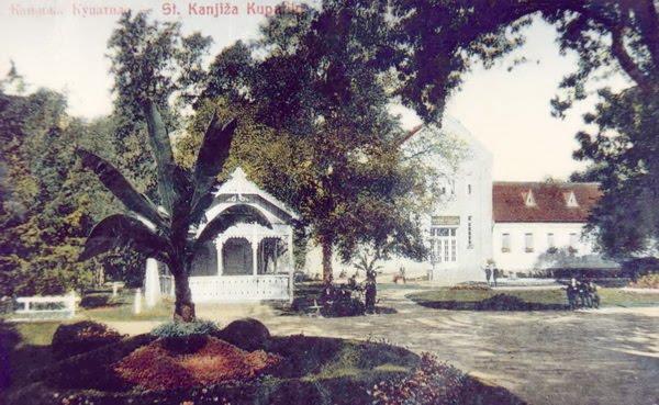 Központ 30.