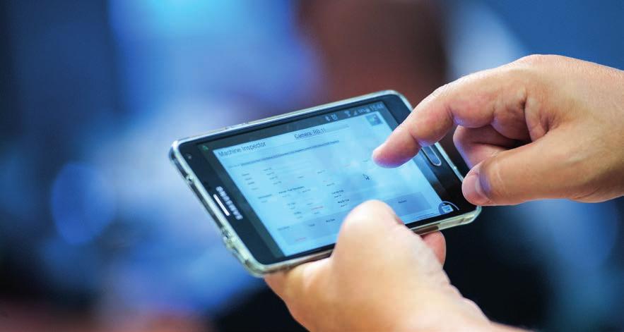 Internet hozzáféréssel a CIMBRIA-SEA gépkezelői távolról vezérelhetik, módosíthatják vagy tárolhatják a program adatait egy speciális szerveren keresztül.