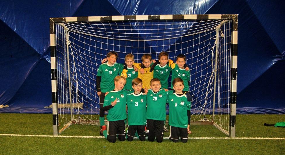 2005/2006-ban születettek Az U13-asok játéka kissé javult a november végi tornához képest, de még mindig rengeteg helyzetet puskáztunk el és az egyéni- illetve csapatvédekezésünk is sok kívánnivalót
