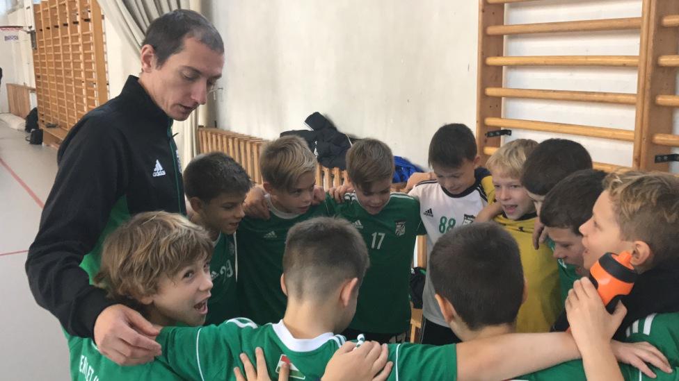 2007/2008-ban születettek December 9-én részt vettünk a BVSC pályán az első téli