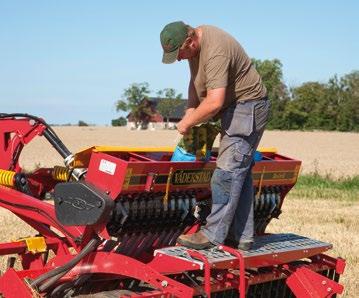 BioDrill BDX 180 és BDX 250 A BDX 180 és 250 modellek mechanikus magadagoló rendszerrel rendelkeznek, ahol a magok gravitációs úton jutnak el az adagolótól a