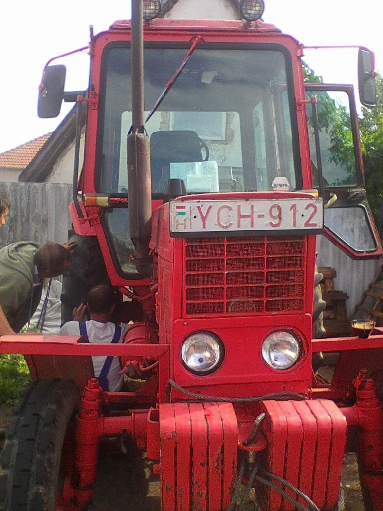 Közfoglalkoztatási program keretében beszerzett traktor