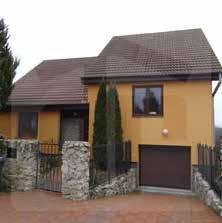 - 17 - Váš regionálny časopis, ktorý sa dobre číta... Z mojej ponuky vyberám Mgr. Silvia Kováčová, tel.: 0907 794 634, e-mail: s.kovacova@directreal.sk / 2-izbový byt na Čsl.