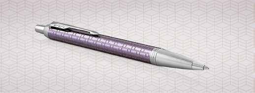 A ROYAL IM Premium tollak egyszerre elegánsak, ragyogóak és közkedveltek.