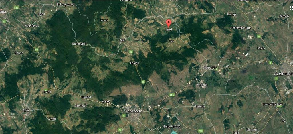 PARKOLÁS Érkezz meg a parkoló területre legkésőbb a futamod előtt 1,5 órával!