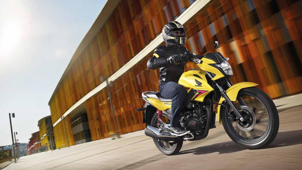 Az ero,,, AMIVEL FELÜLKEREKEDHETSZ A VÁROSON A CB125F nyergében pofon egyszerű a városi közlekedés.