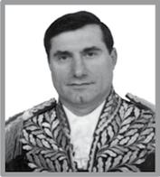 Richter József bemutatja: A világ legnagyobb egzotikus állat produkciója: elefántok, zsiráfok, zebrák, púpos tevék, lámák egyszerre a porondon. Don Christian humoros Bohóc.